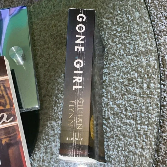 Layla and Gone Girl Book Set - Picture 6 of 7